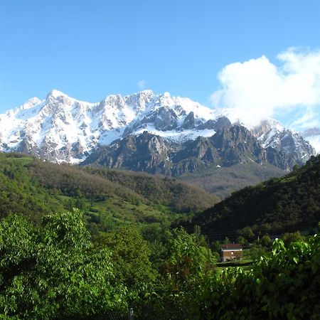 Albergue Turistico Valdebaro Camaleño Dış mekan fotoğraf